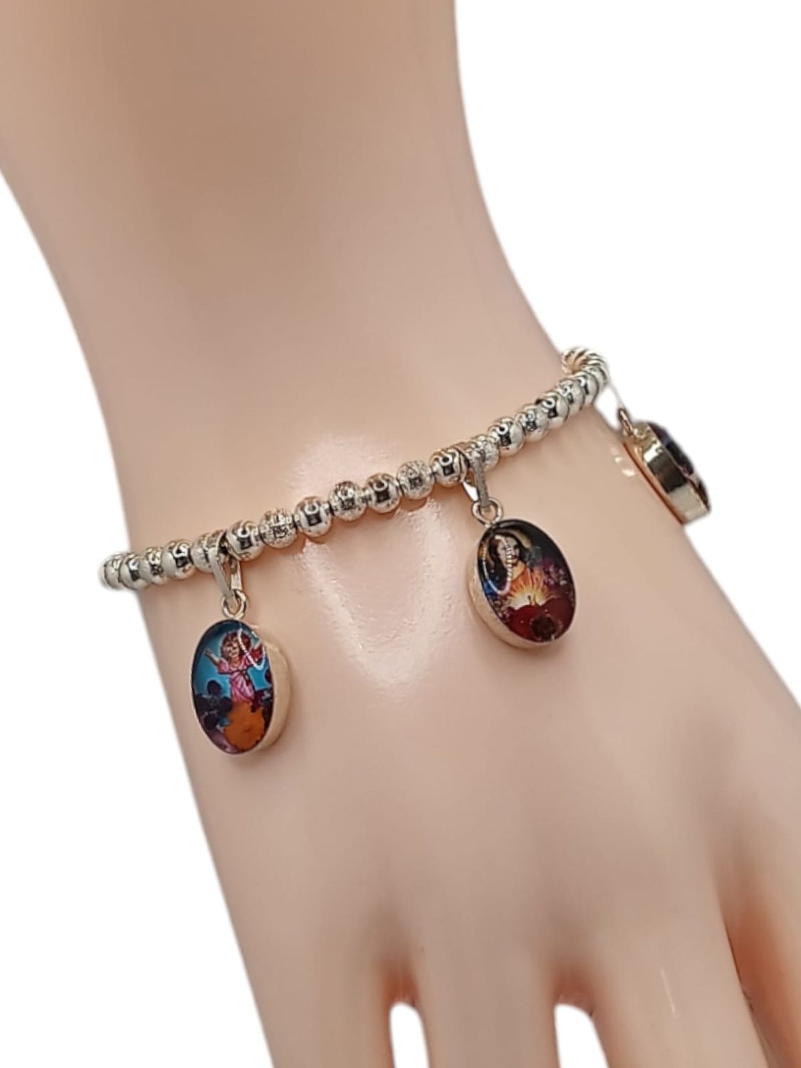 PULSERA BOLITAS CON 3 MEDALLAS 6.5&quot; PLATA .925