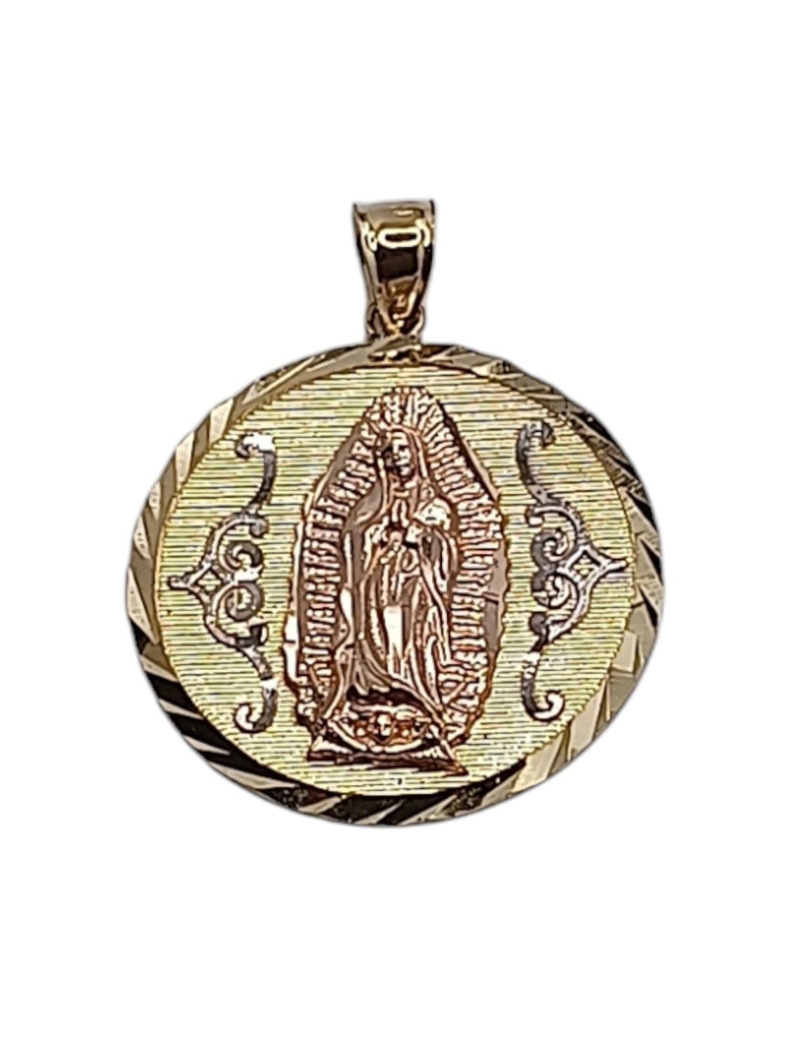 MEDALLA 3 COLORES V DE GPE 2.5 CM DIAM ORO 14K