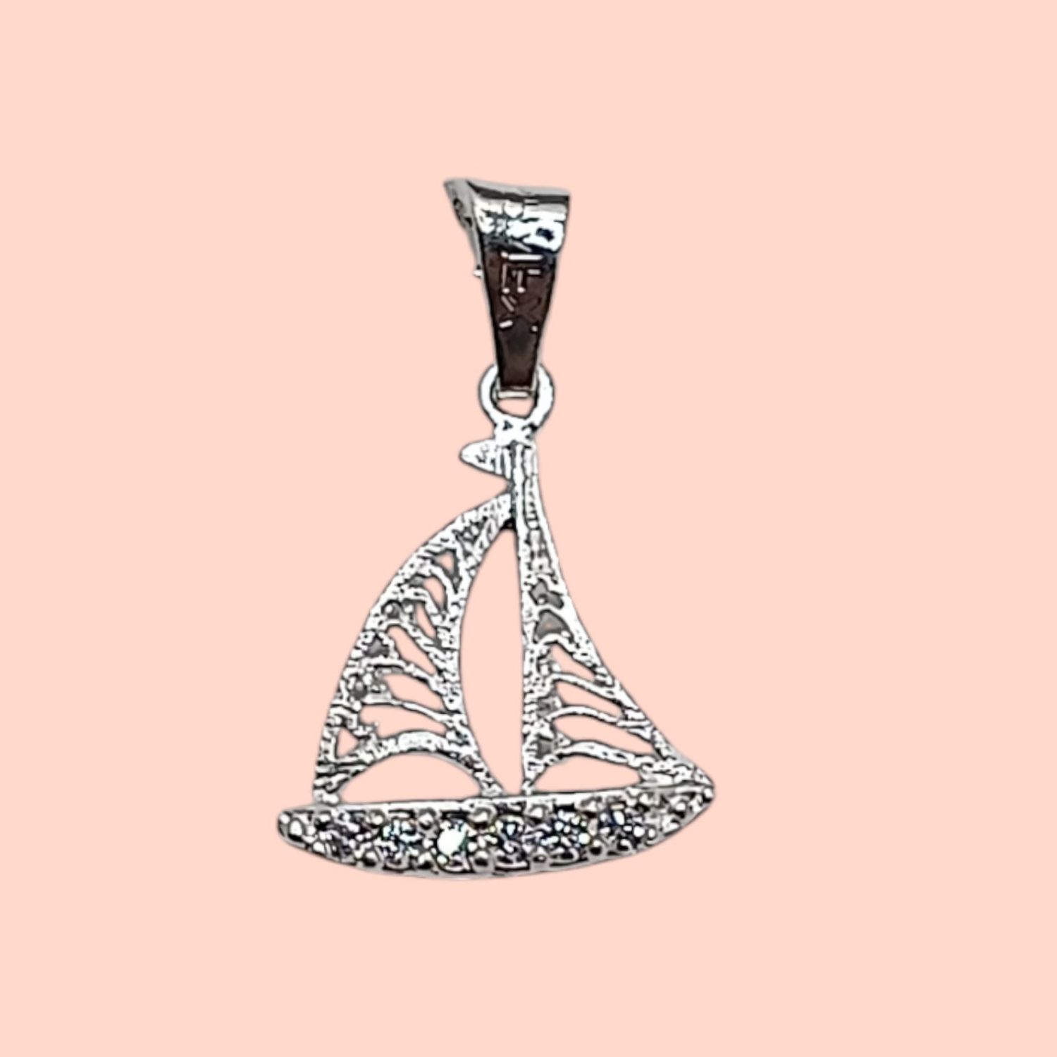 Dije de barquito diamantado 1&quot; PLATA .925