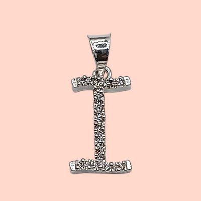 Dije letra I con circonias. 2 cm. de largo. PLATA .925