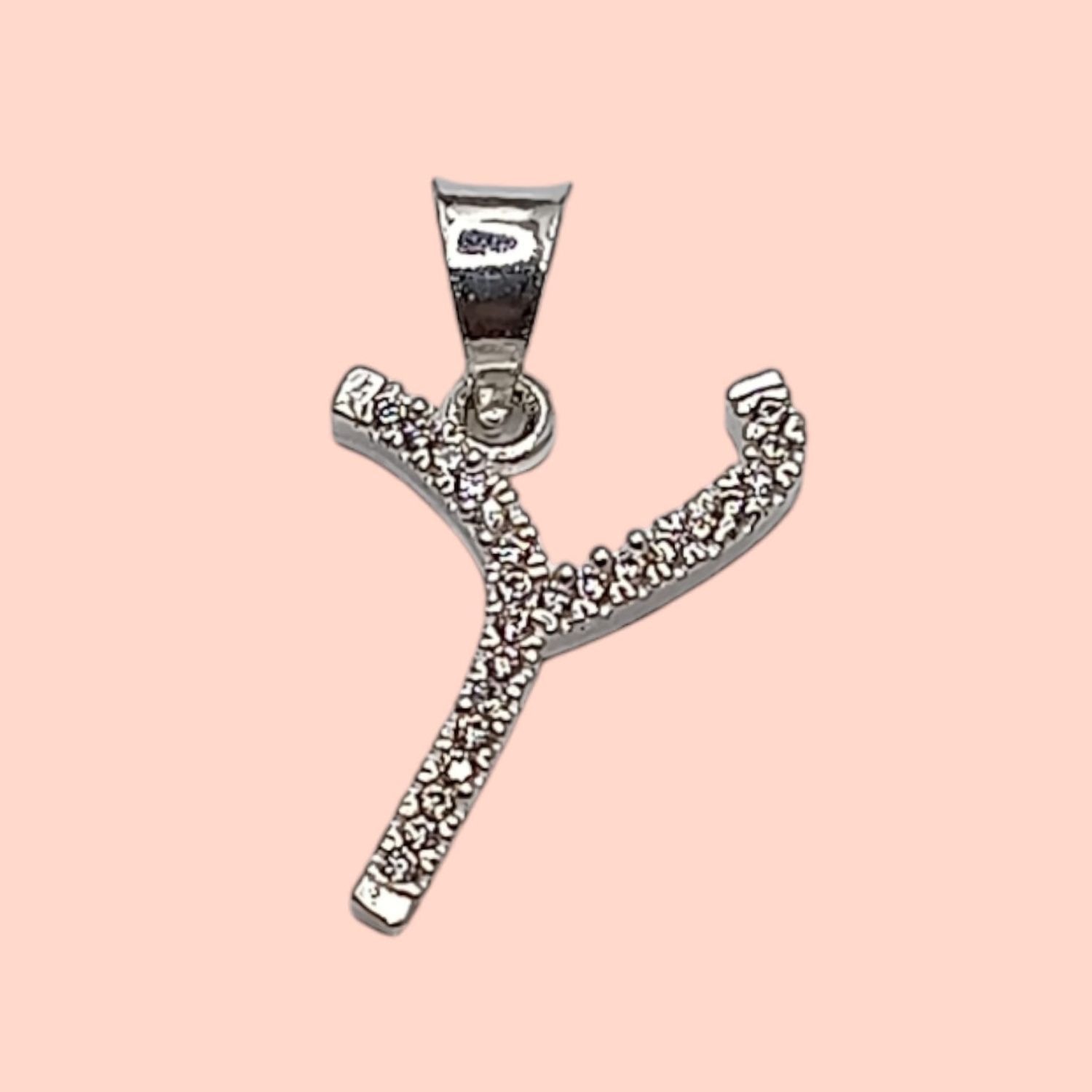 Dije letra Y con circonias. 2 cm. de largo. PLATA .925
