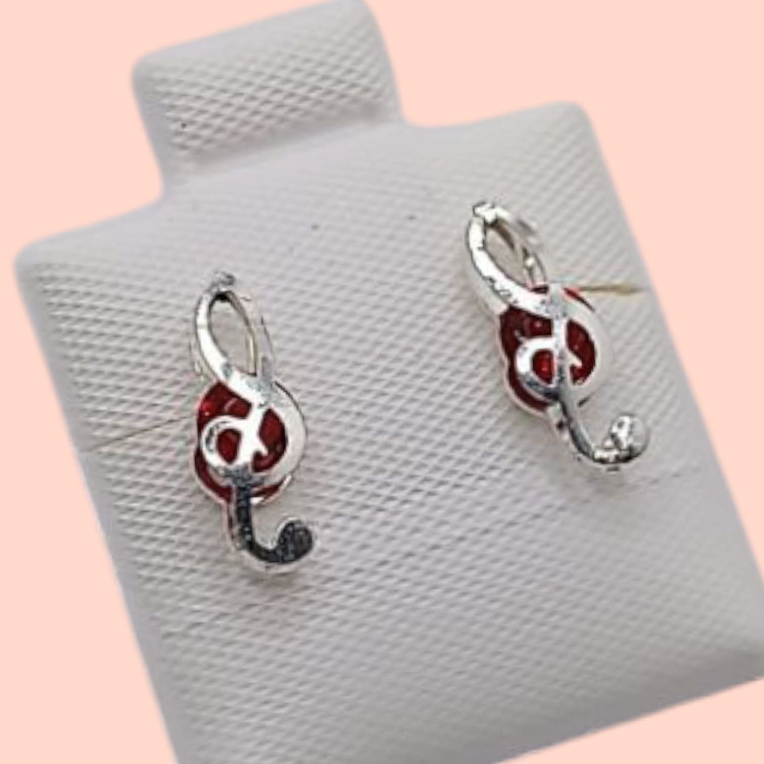 Broquel 3D Nota musical con circonia rojo 9mm PLATA .925