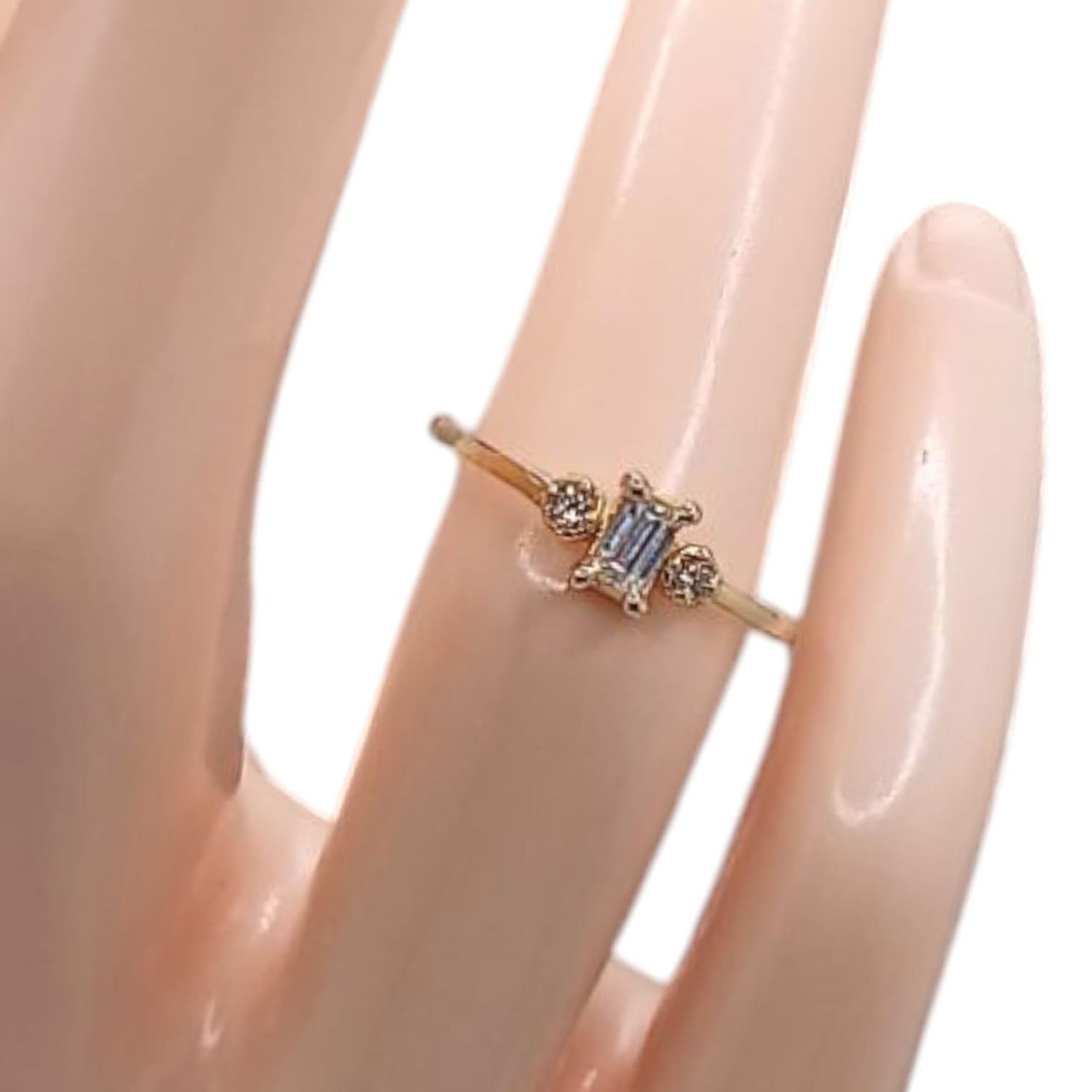 ANILLO CZ BAGUET # 5.5, ORO 14K