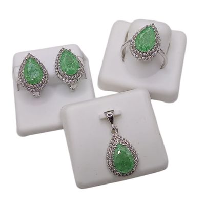 JUEGO DE ARETES, DIJE Y ANILLO # 9, CZ VERDE Y MINI CZ, PLATA .925
