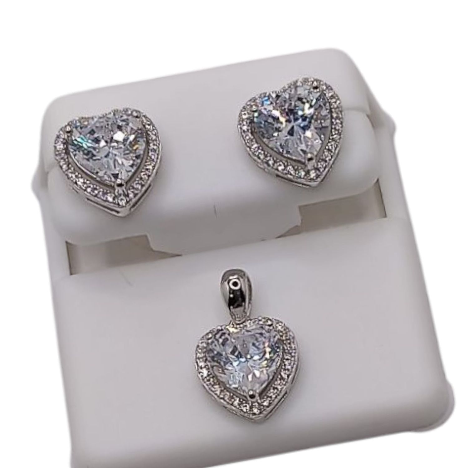 JUEGO DE ARETE BROCHE MARIPOSA Y DIJE CORAZON CZ BLANCA, PLATA .925