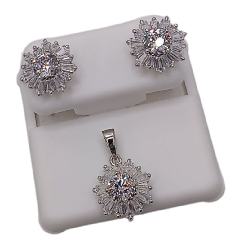 JUEGO ARETE BROCHE MARIPOSA Y DIJE BAGUETT CZ BLANCA, PLATA .925