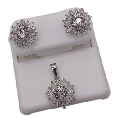 JUEGO ARETE BROCHE MARIPOSA Y DIJE BAGUETT CZ BLANCA, PLATA .925