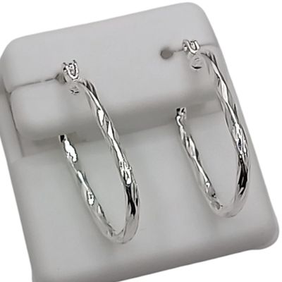 ARRACADA OVALADA FACETADA 2.5 CM.  PLATA .925