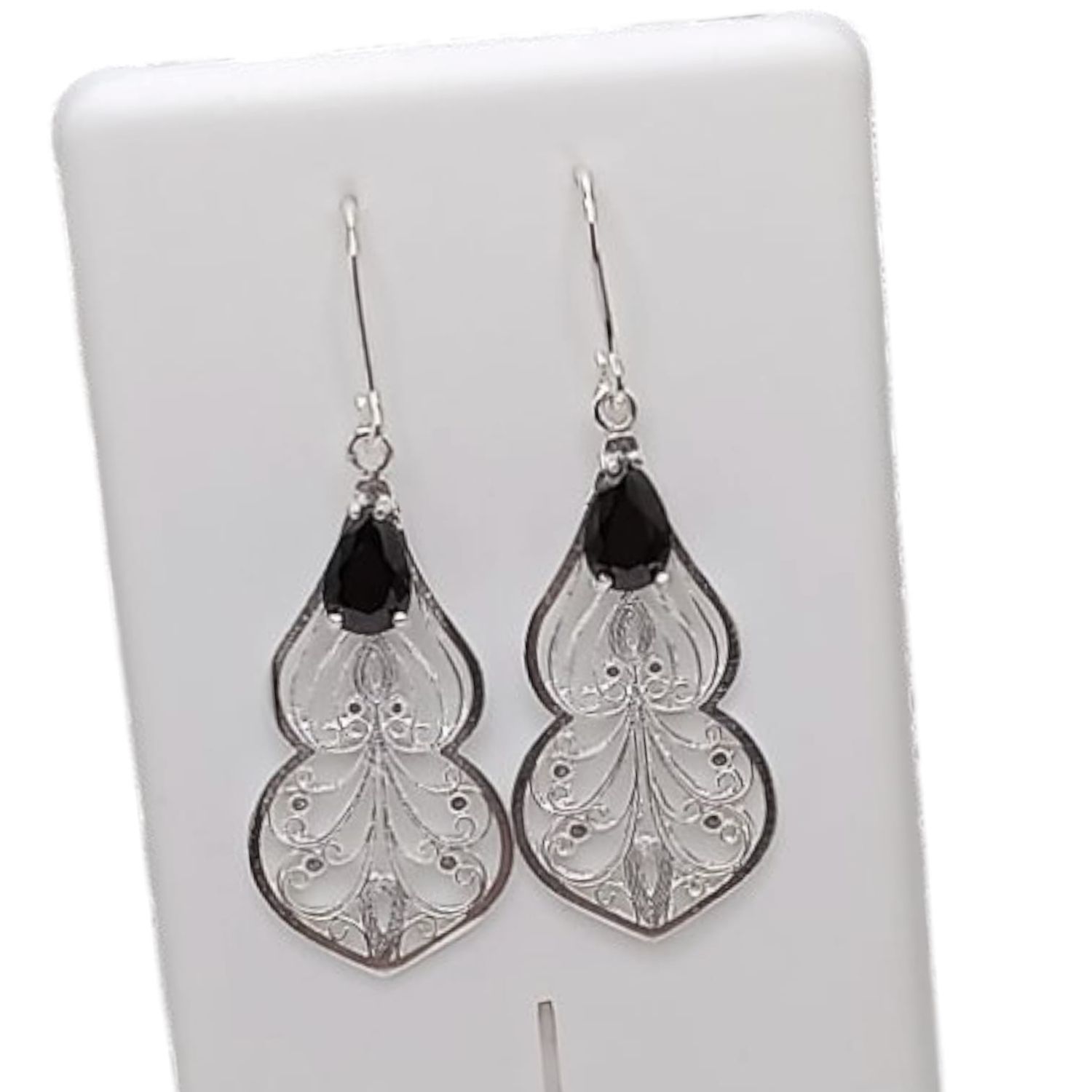 ARETE LARGO CON CZ NEGRA 5 CM PLATA .925