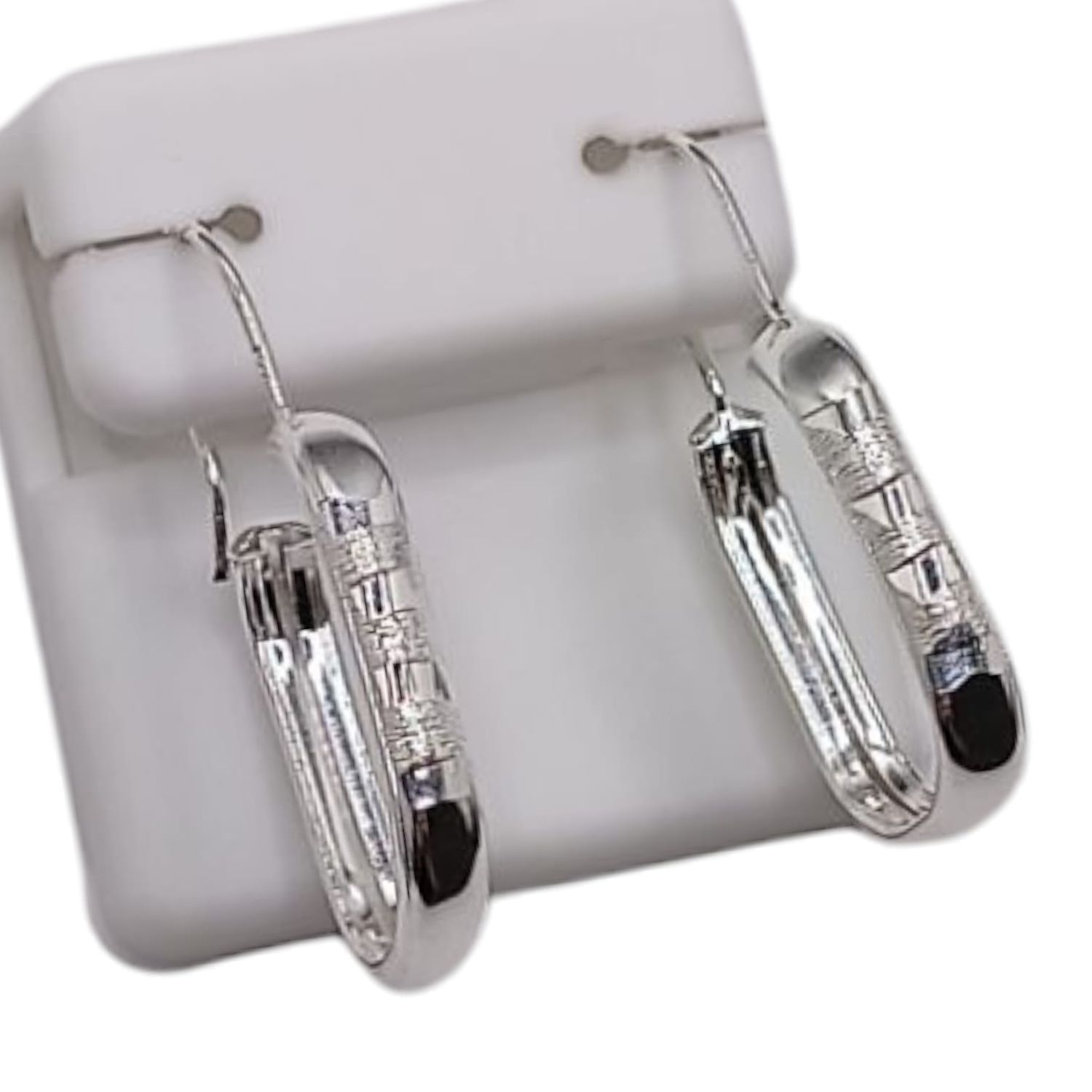 ARRACADA DIAMANTADA RECTANGULAR  3.5 CM  PLATA .925