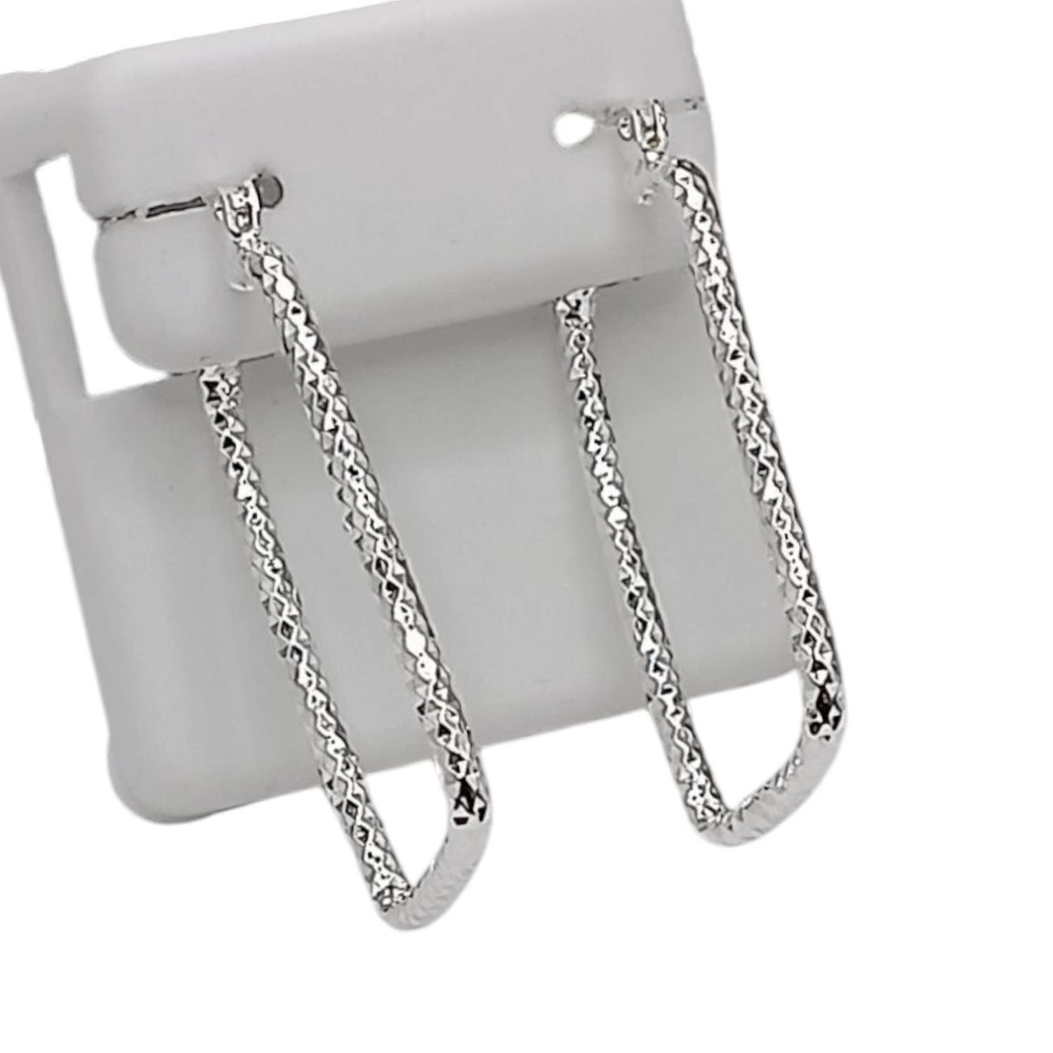 ARRACADA DIAMANTADA RECTANGULAR 4 CM PLATA .925