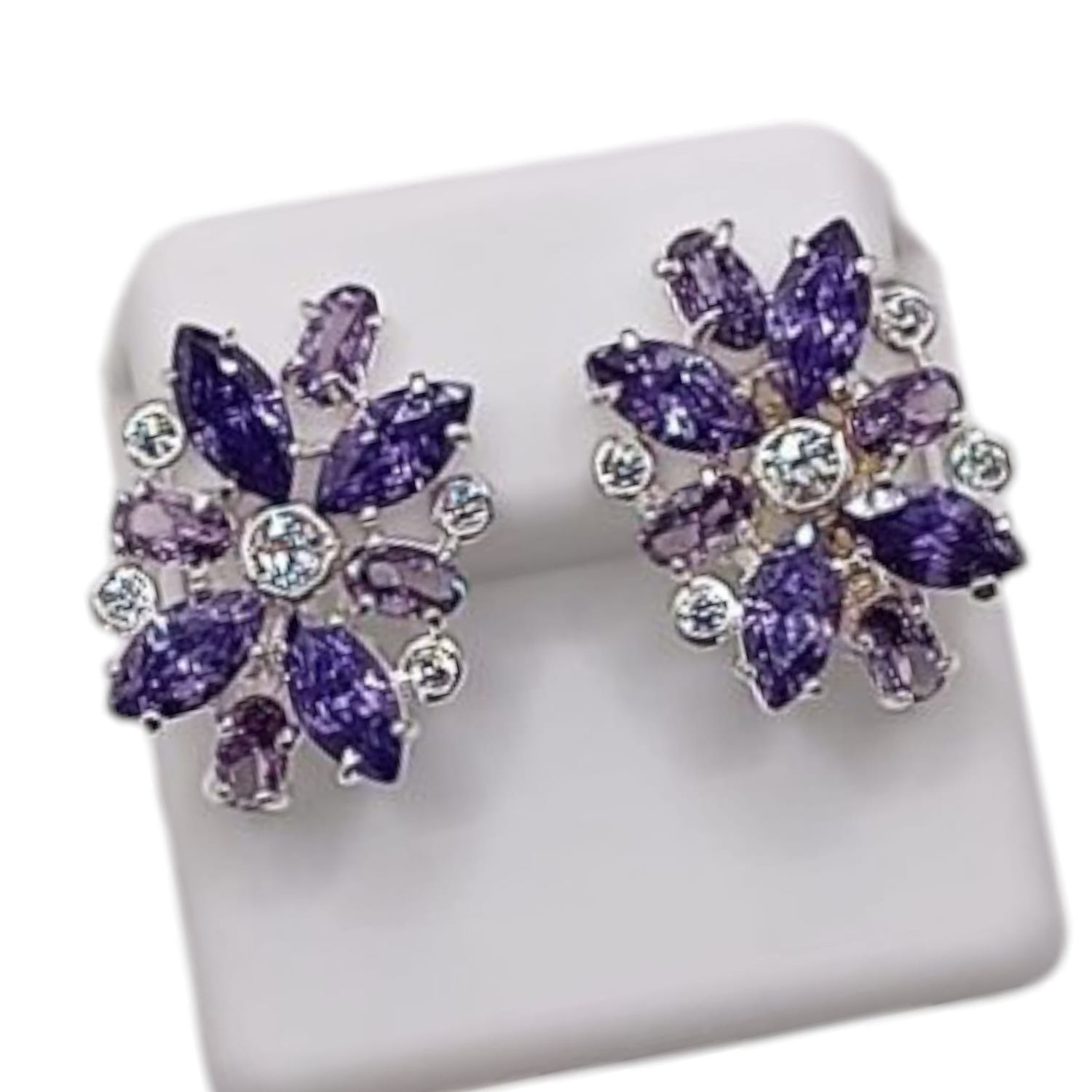 Arete Flores con CZ Moradas PLATA .925