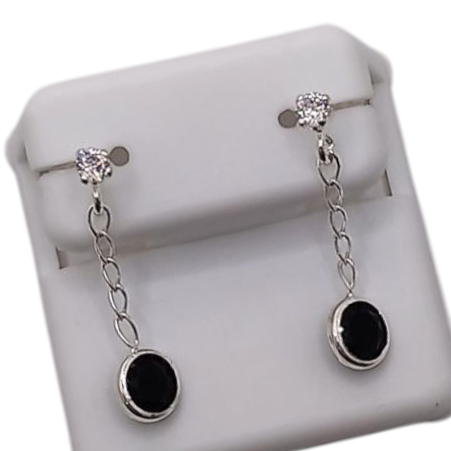 BROQUEL COLGANTE CZ NEGRA BISELADA  6 MM, PLATA .925