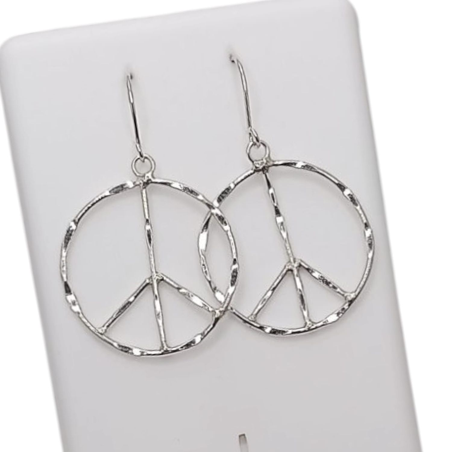 ARETE LARGO AMOR Y PAZ 3 CM LARGO ,  PLATA .925