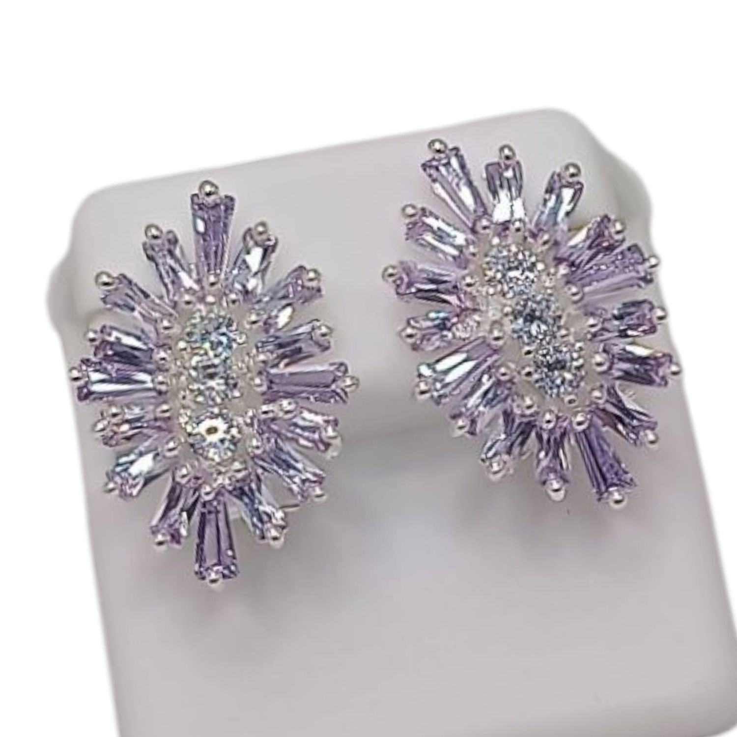 ARETE CZ BAGUETT LILAS 2 CM PLATA .925