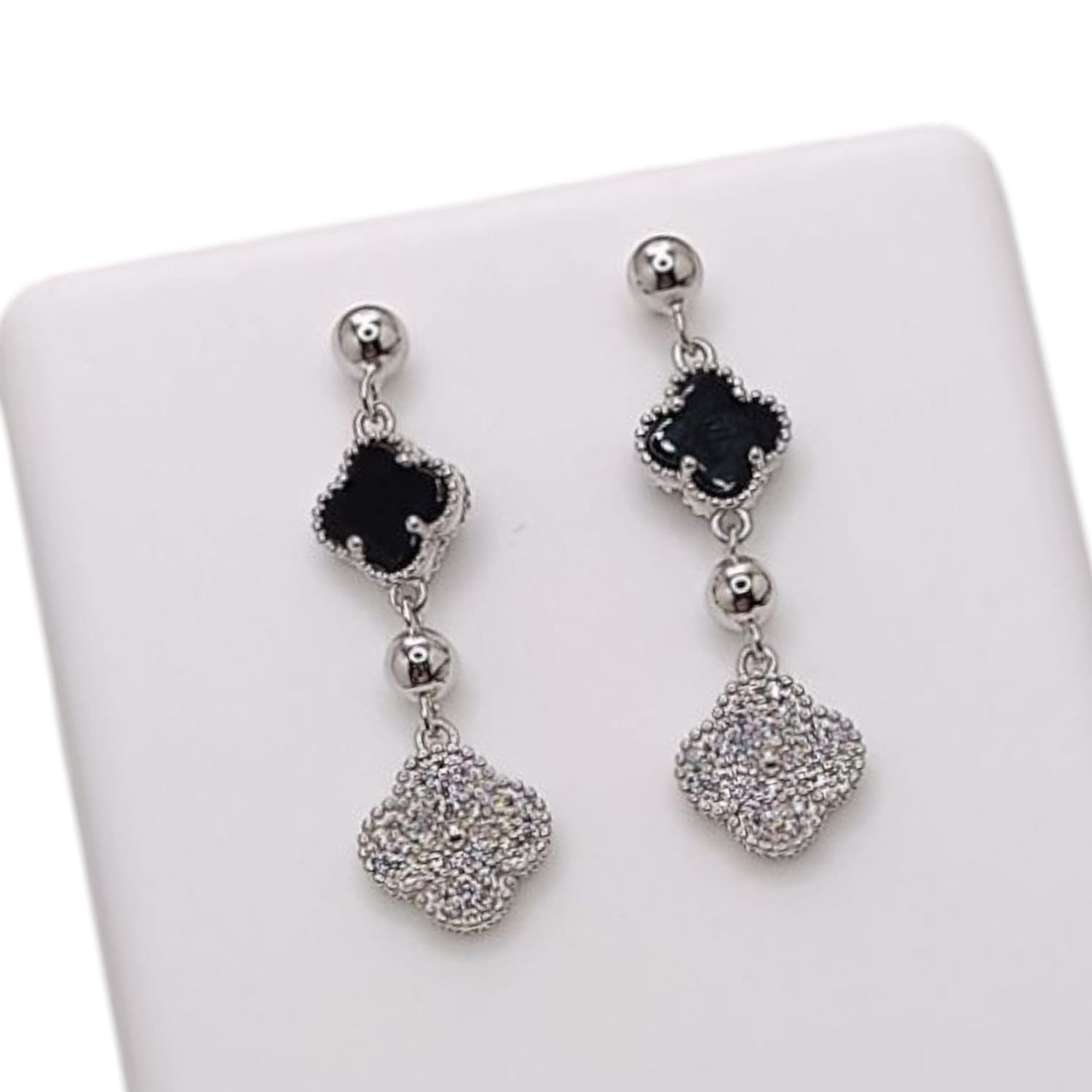 AREYE TREBOL NEGRO 3 CM LARGO PLATA .925
