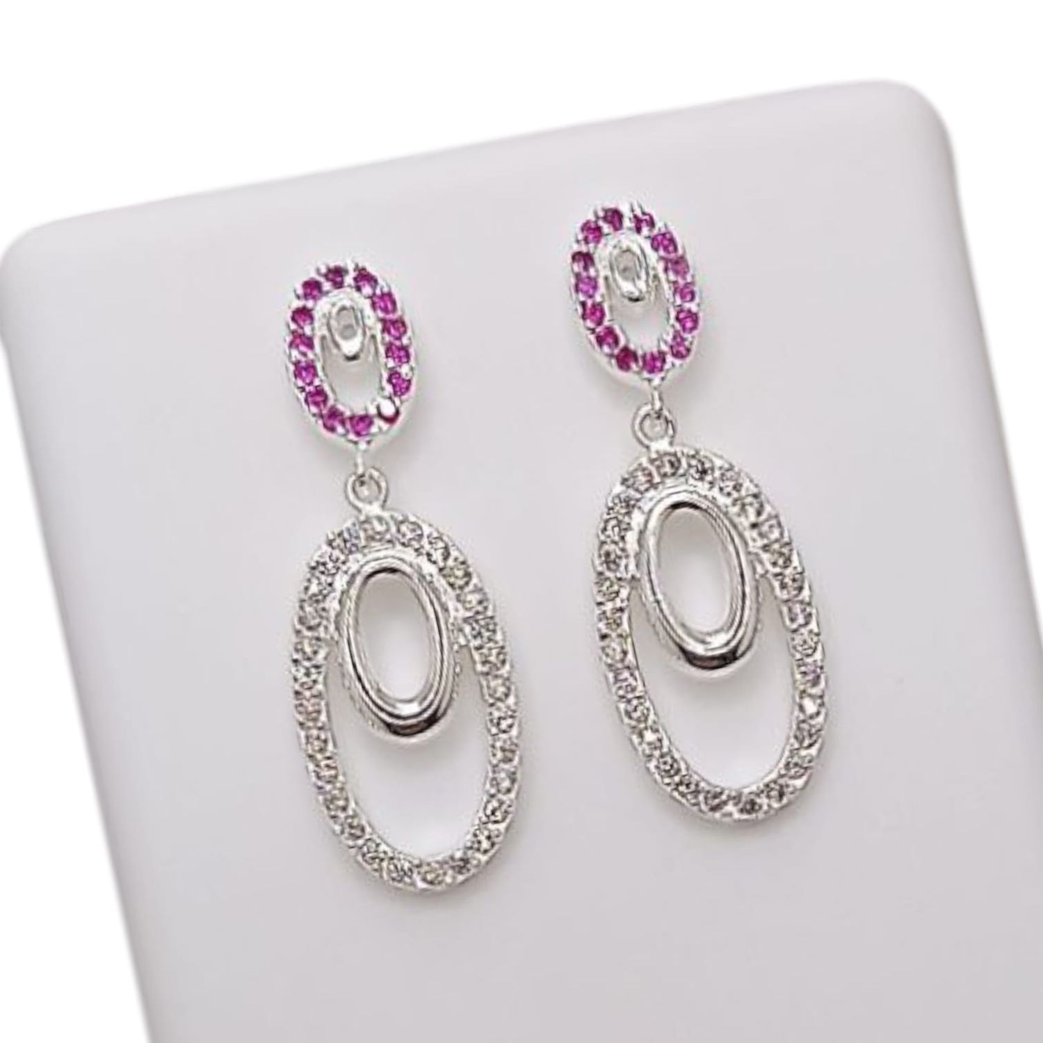 ARETE LARGO 3.5 CM CZ ROJA Y BCA PLATA .925