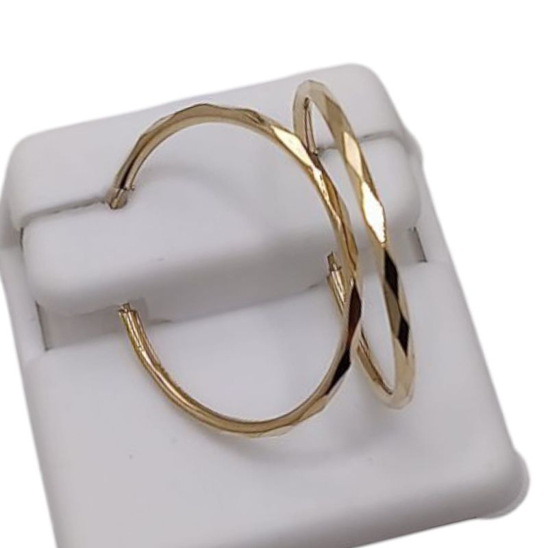 ARRACADA FACETADA 2.5 CM, ORO 14K