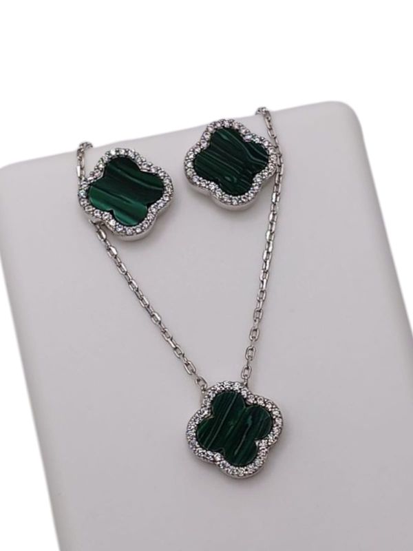 SET GARGANTILLA 16&quot; A 18&quot; AJUSTABLE, CON ARETES BROCHE MARIPOSA