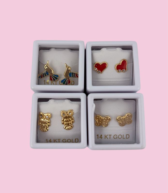 Paquete de Broquel en oro 14 K. 4 piezas