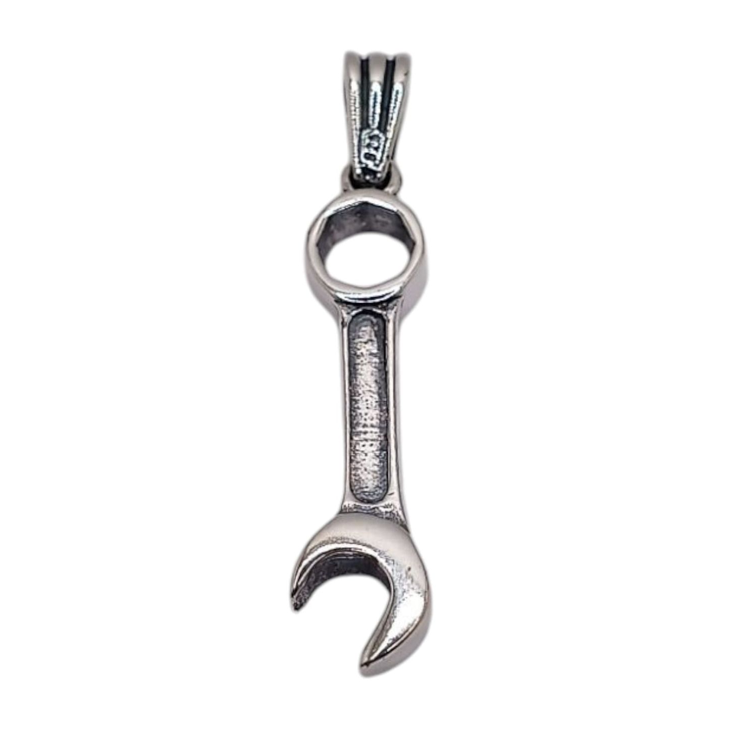 DIJE LLAVE MECANICA 4.5 CM LARGO TOTAL PLATA .925