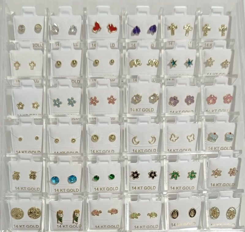 10% descuento, 36 Pares Broquel Oro 14K, Incluye la charola acrílica. (CODIGO 10OFF )