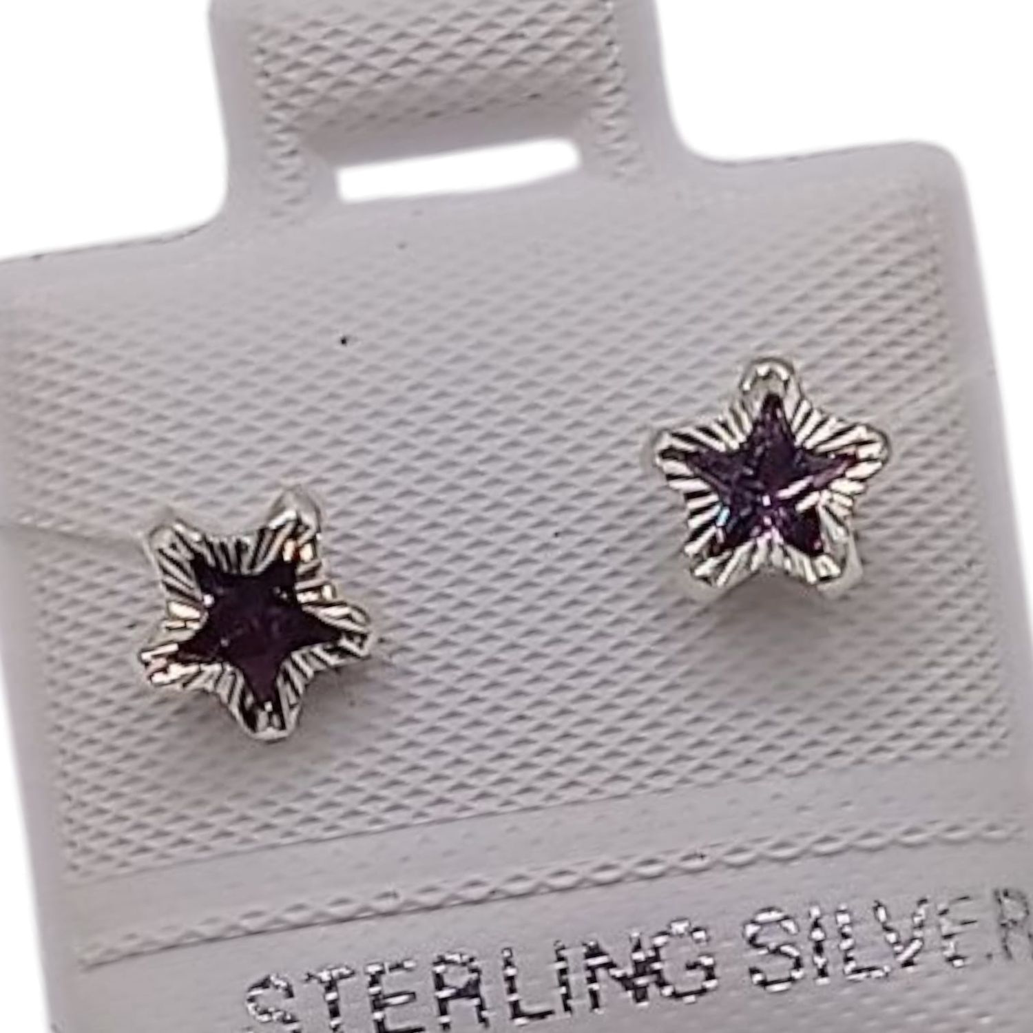 BROQUEL ESTRELLA BISEL DIAMANTADO CZ LILA, PLATA .925