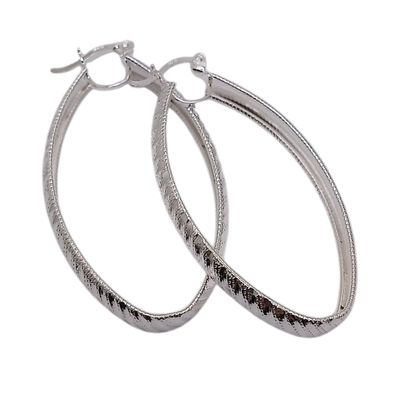 ARRACADA OVALADA SUPER DIAMANTADA 6 CM, 6.5 MM ANCHO, PLATA .925