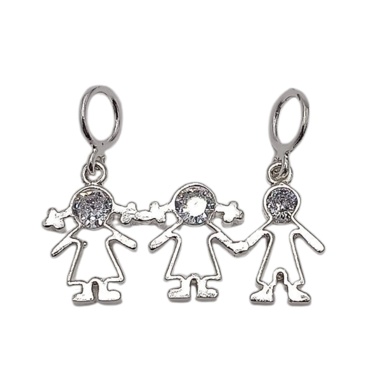 DIJE DOS NIÑAS UN NIÑO CON CZ 3.5 CM ANCHO PLATA .925
