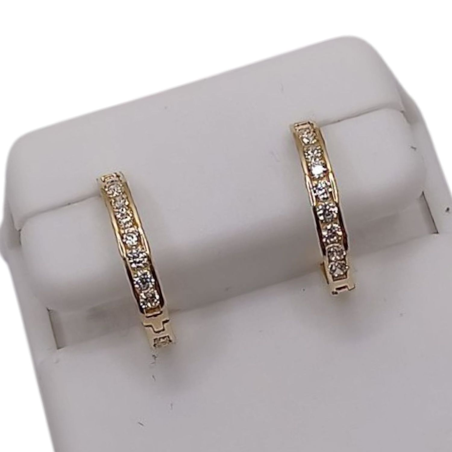 HUGGUI CZ BCA, 1.3 CM ,ORO 10K