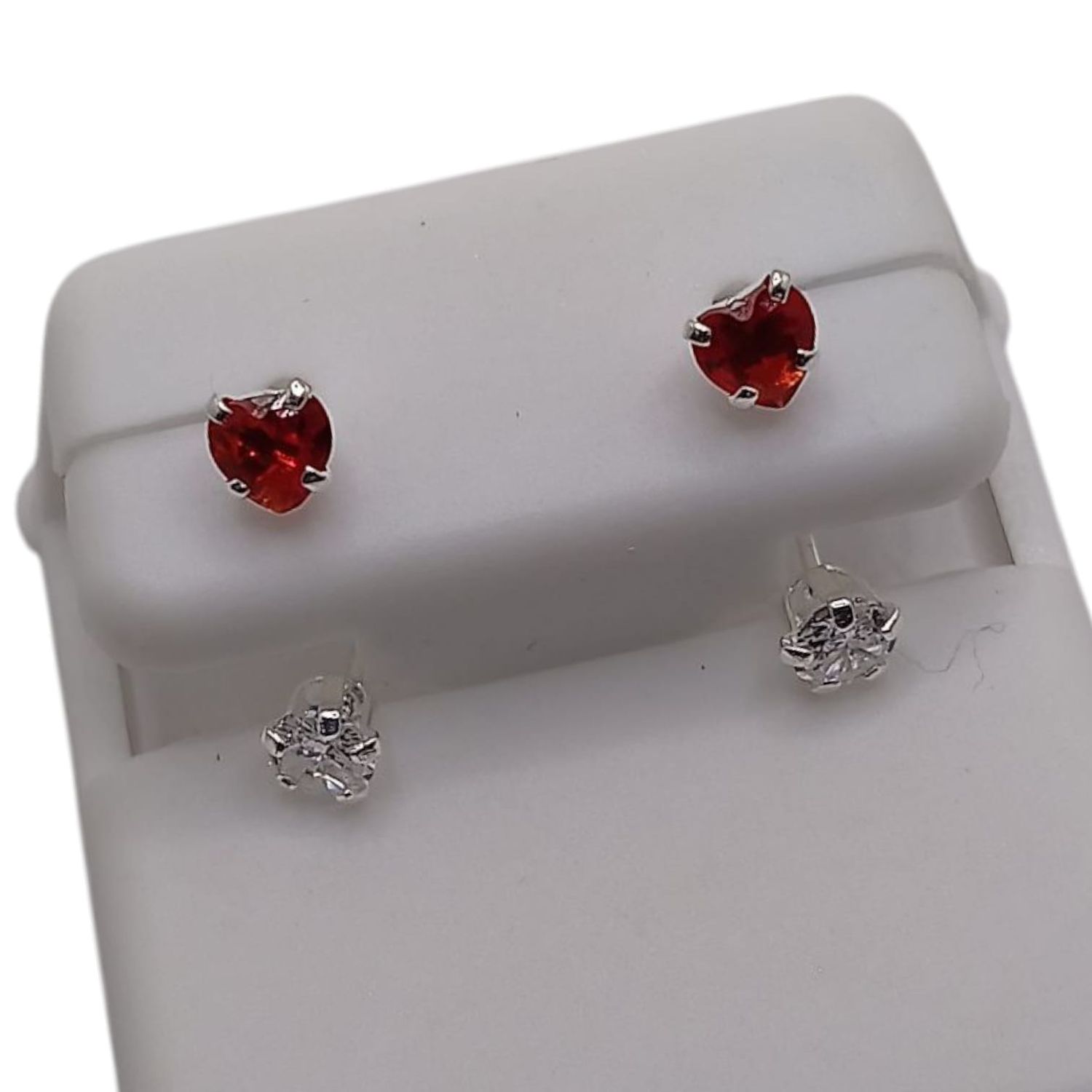 BROQUEL CURVO  CORAZON CZ ROJA, PLATA .925