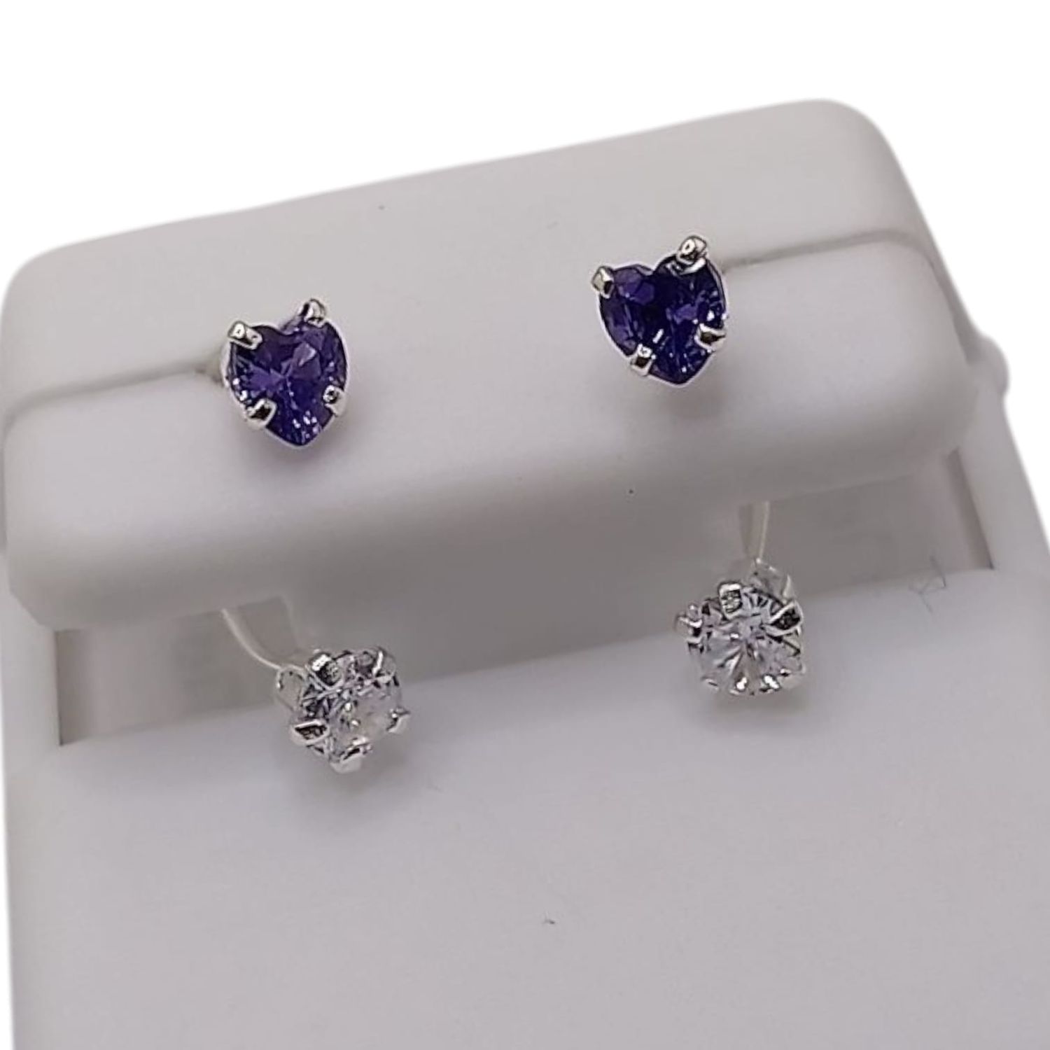 BROQUEL CURVO CORAZON  CZ LILA Y BCA, PLATA .925