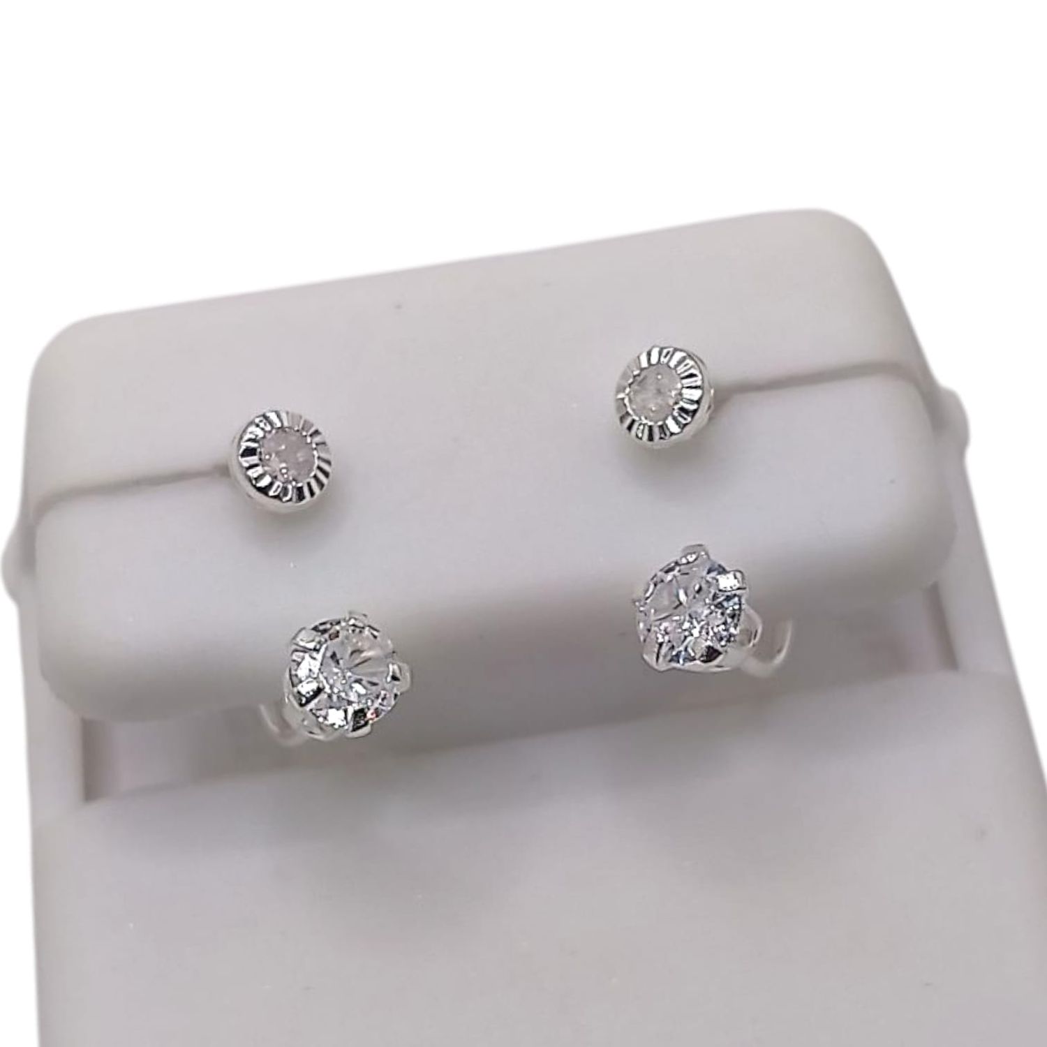 BROQUEL CURVO CZ BLANCA CON BISEL DIAMANTADO, PLATA .925