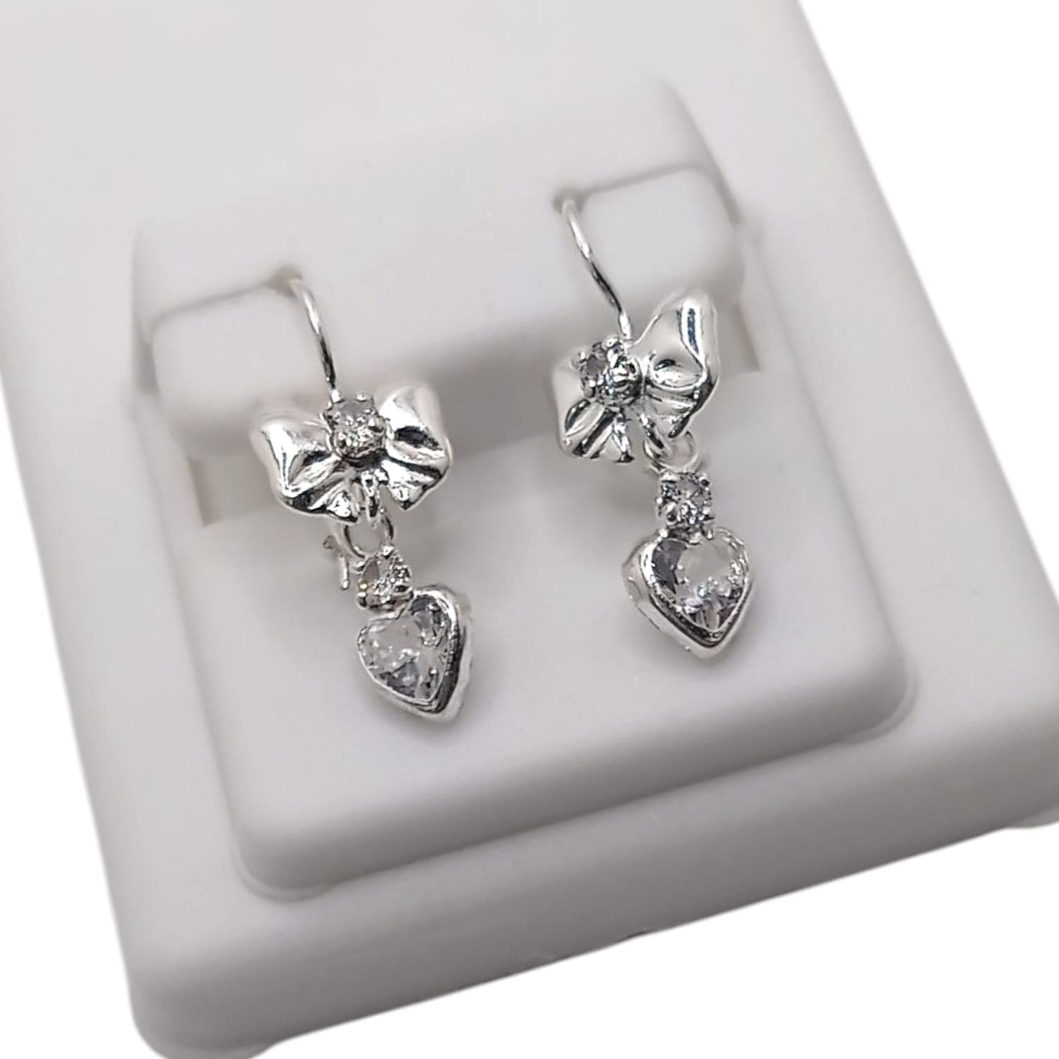 ARETE DE MOÑO CON CORAZON CZ BLANCA 2.5 CM PLATA .925