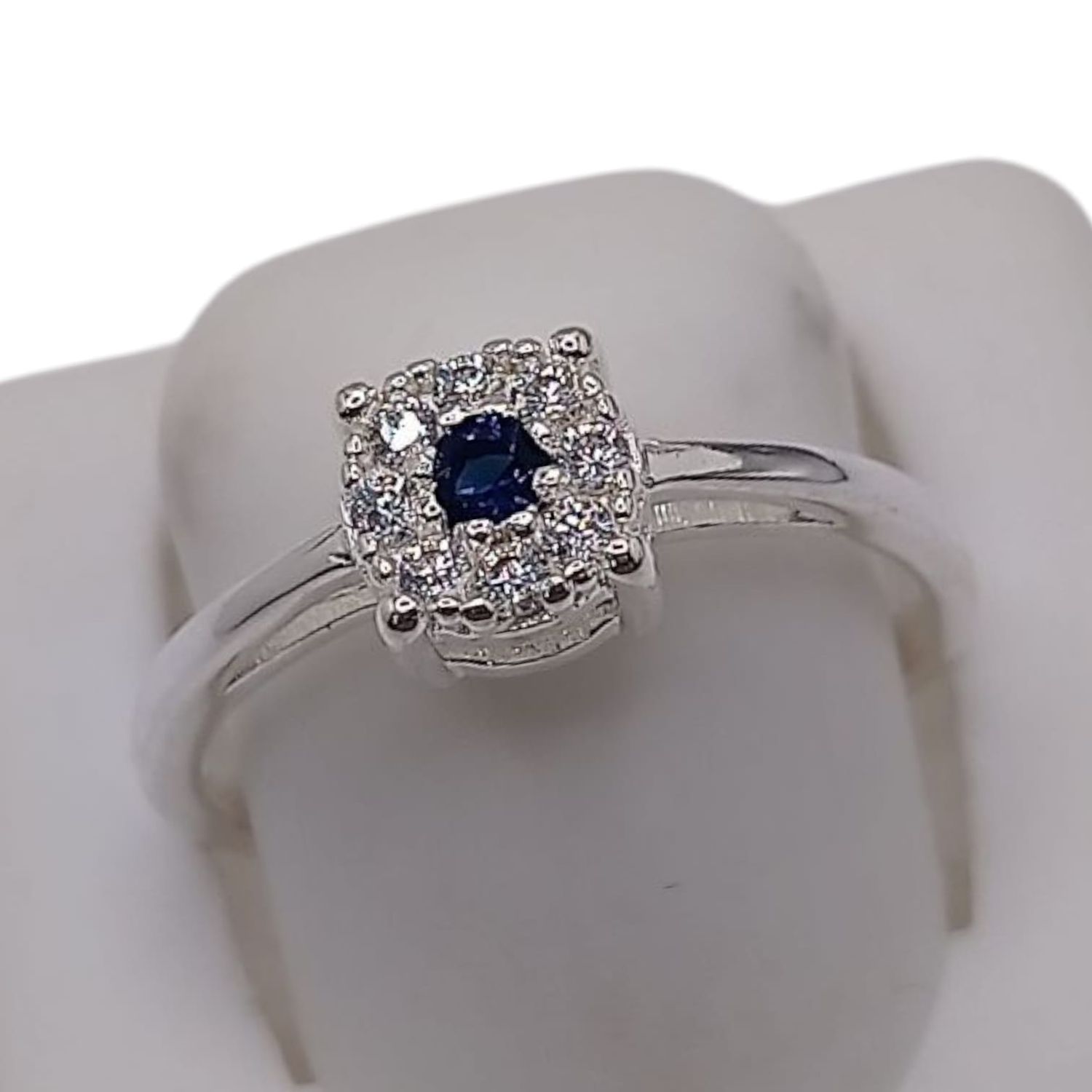 ANILLO MINI CZ BLANCO Y NAVY # 9.5 PLATA .925