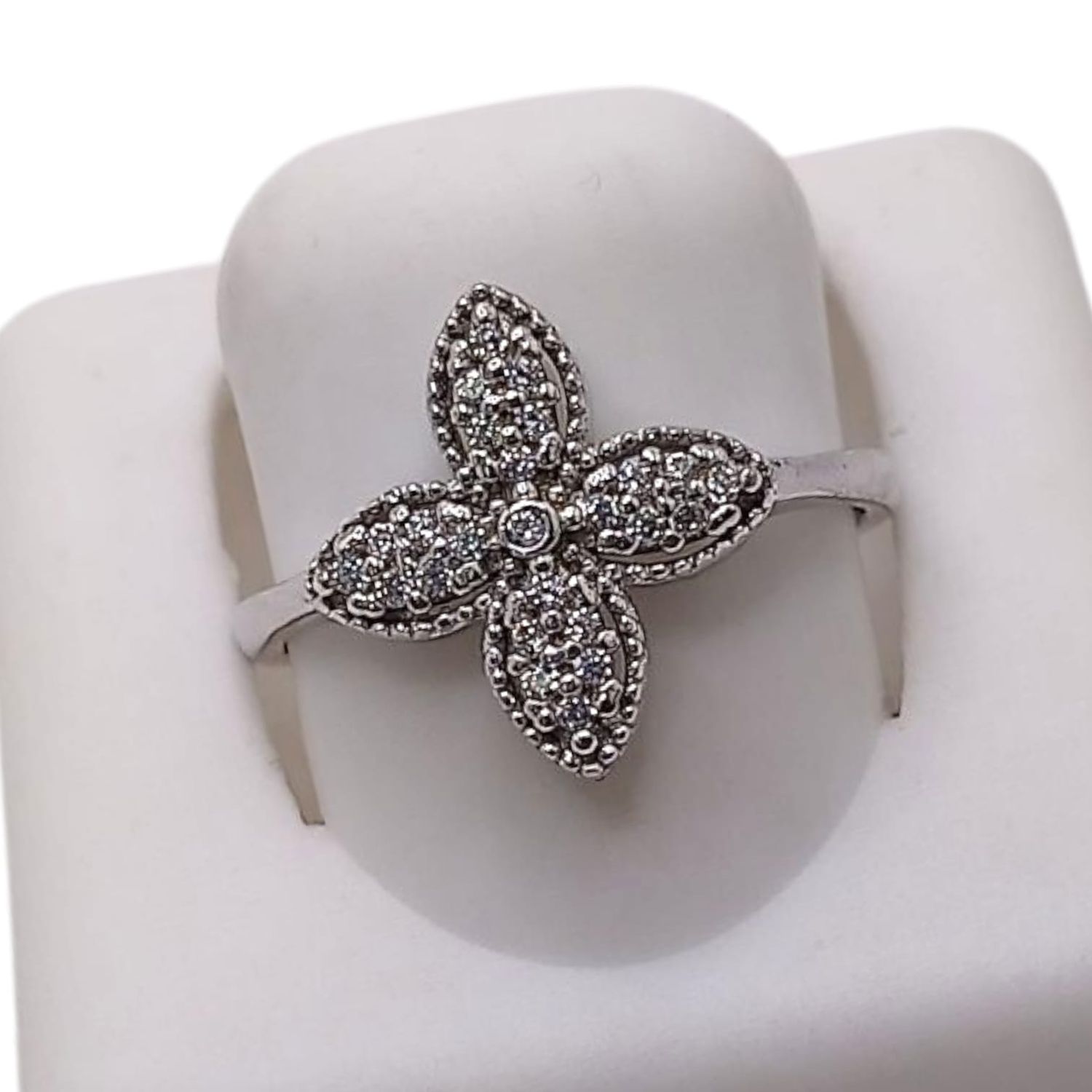 ANILLO FLOR CON MINI CZ  # 8 PLATA .925