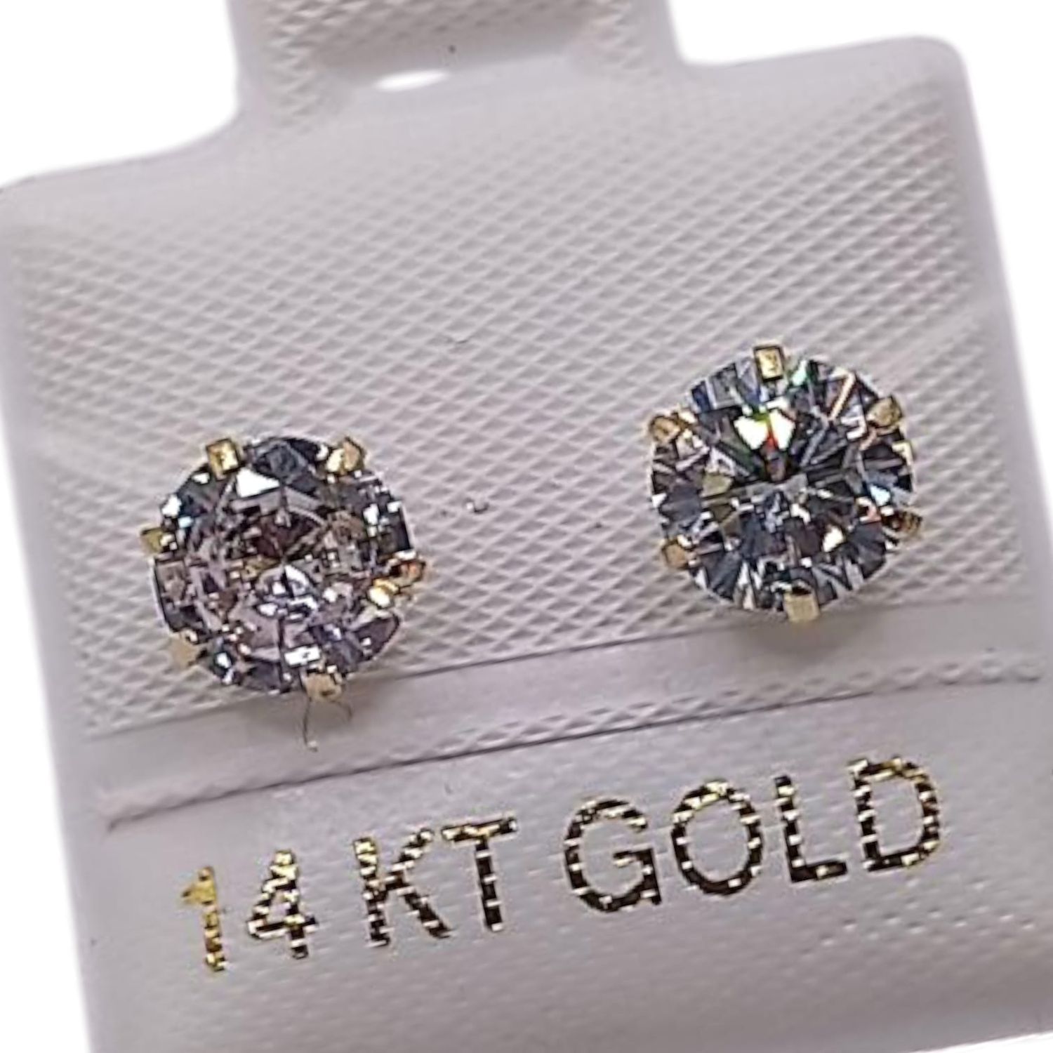 BROQUEL REDONDO BLANCO #6 CZ ORO 14K