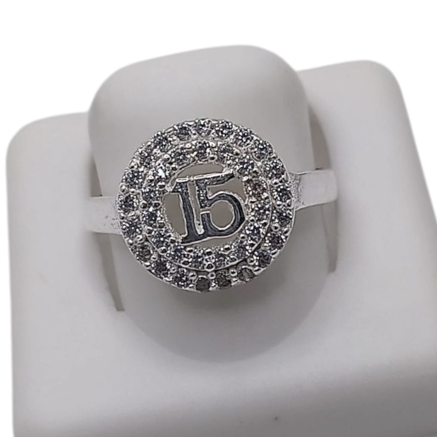 ANILLO 15 AÑOS CON MINI CZ # 9.5 PLATA .925