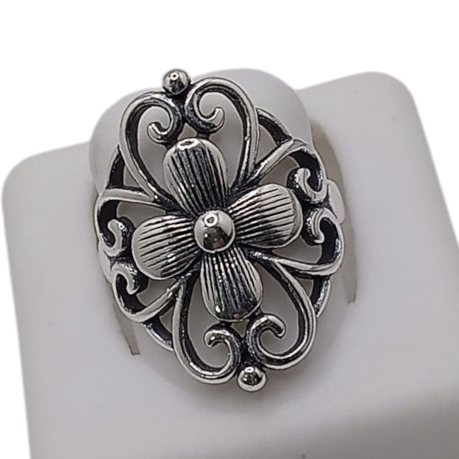 ANILLO FLOR GDE # 8 PLATA .925