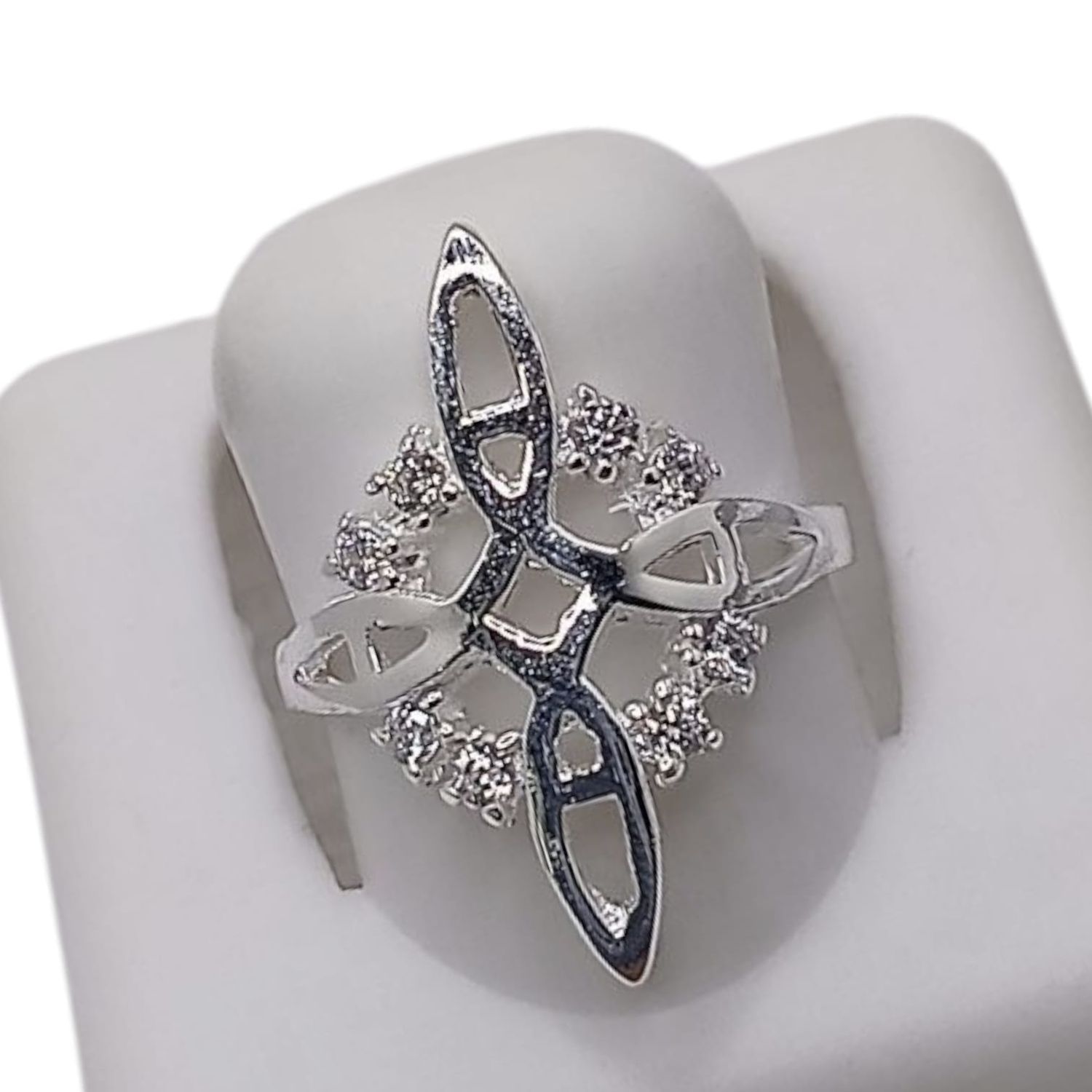ANILLO NUDO DE BRUJA CON CZ # 5  PLATA .925