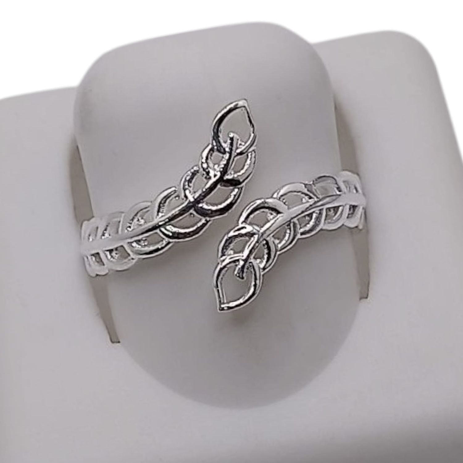 ANILLO DE HOJITAS  AJUSTABLE EN PLATA 925