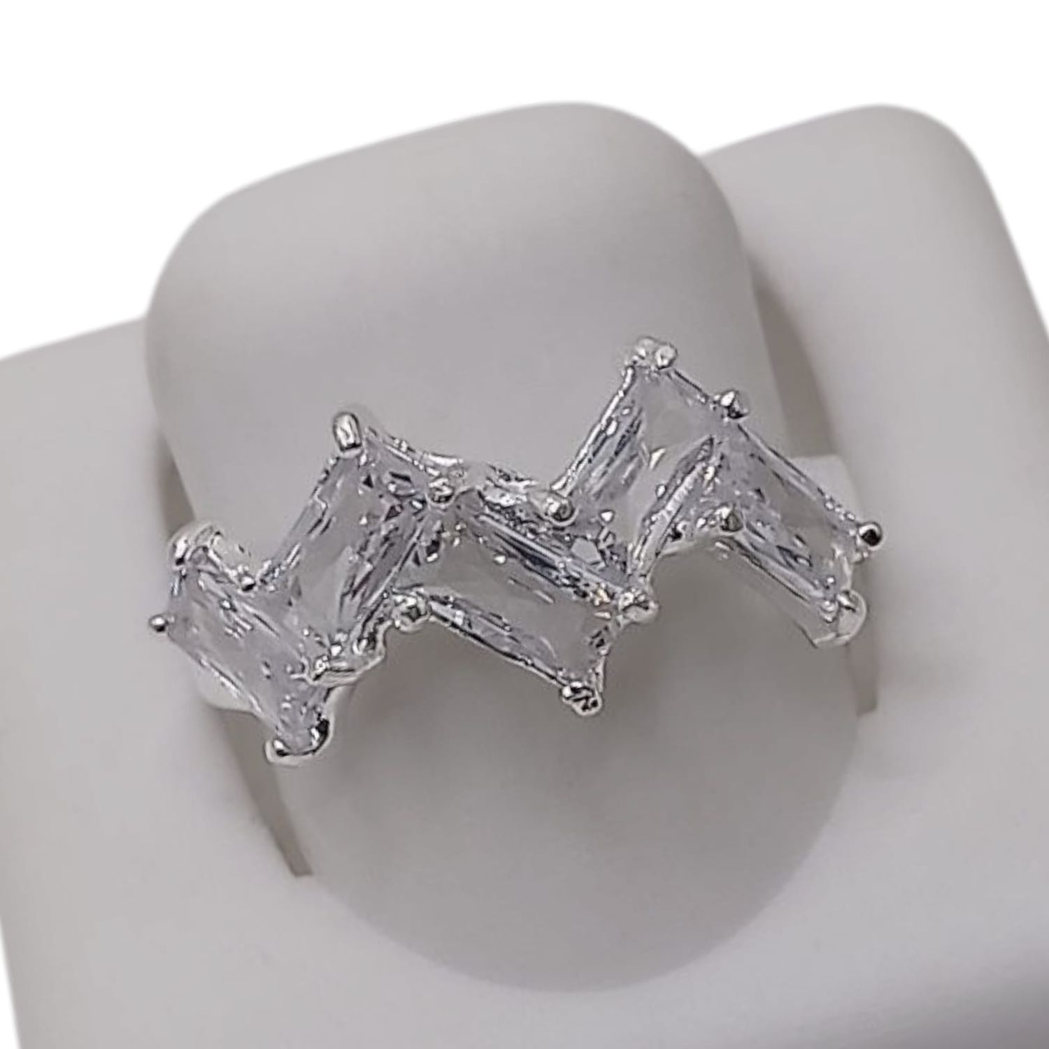 ANILLO CZ BAGUET # 8.5 PLATA .925