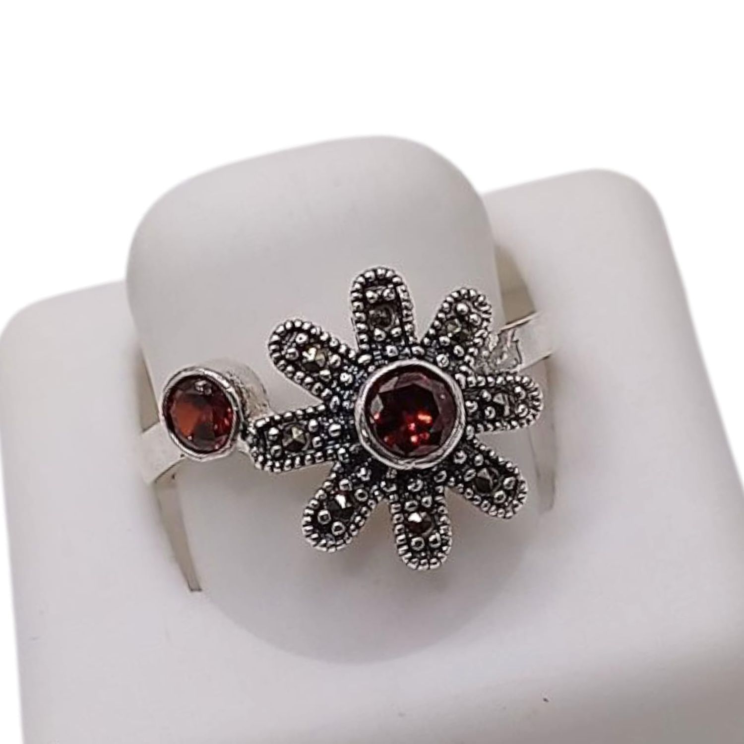 ANILLO MARQUESITA FLOR CZ ROJA, AJUSTABLE PLATA .925