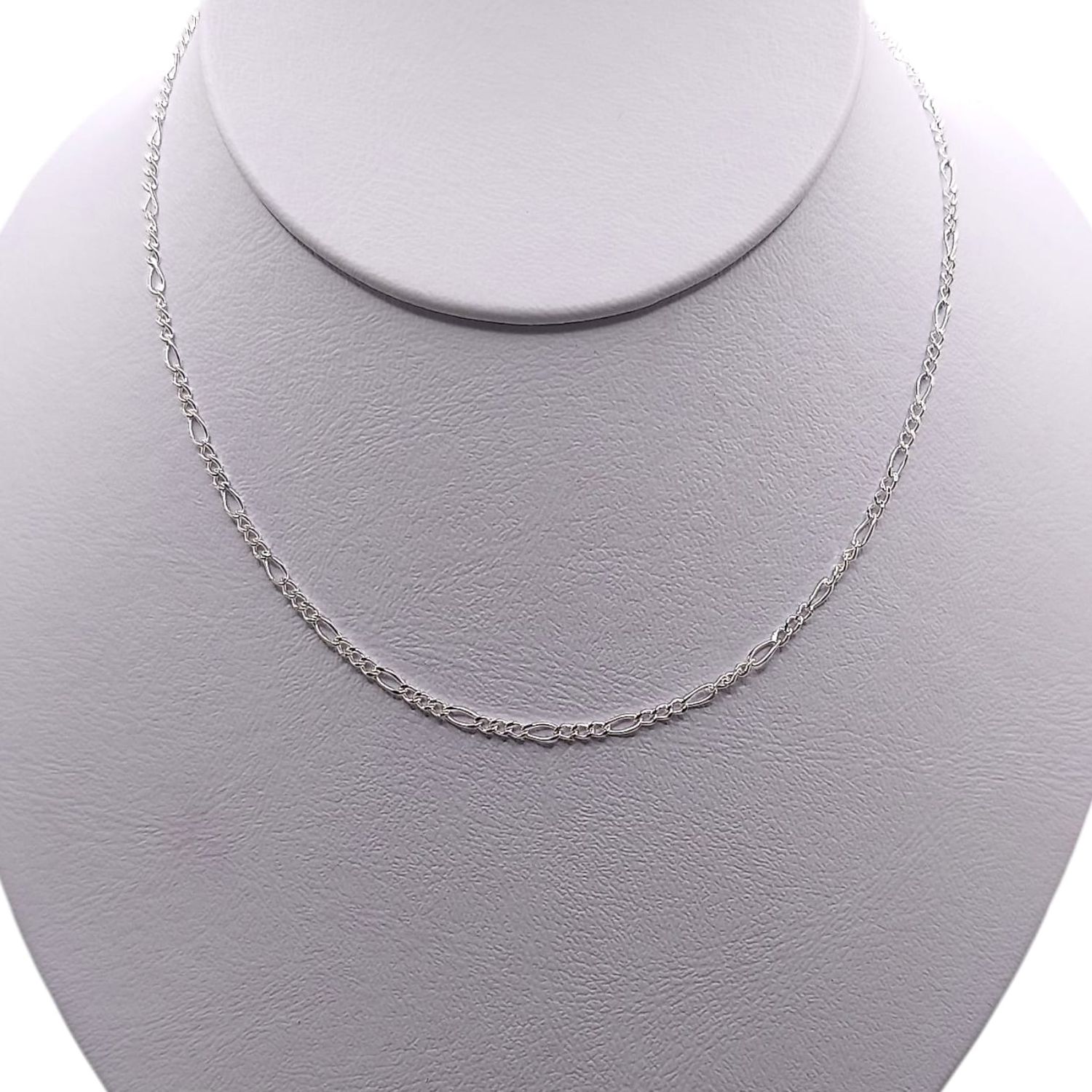 Cadena diamantada Fígaro largo 18&quot;, ancho 2mm. PLATA .925