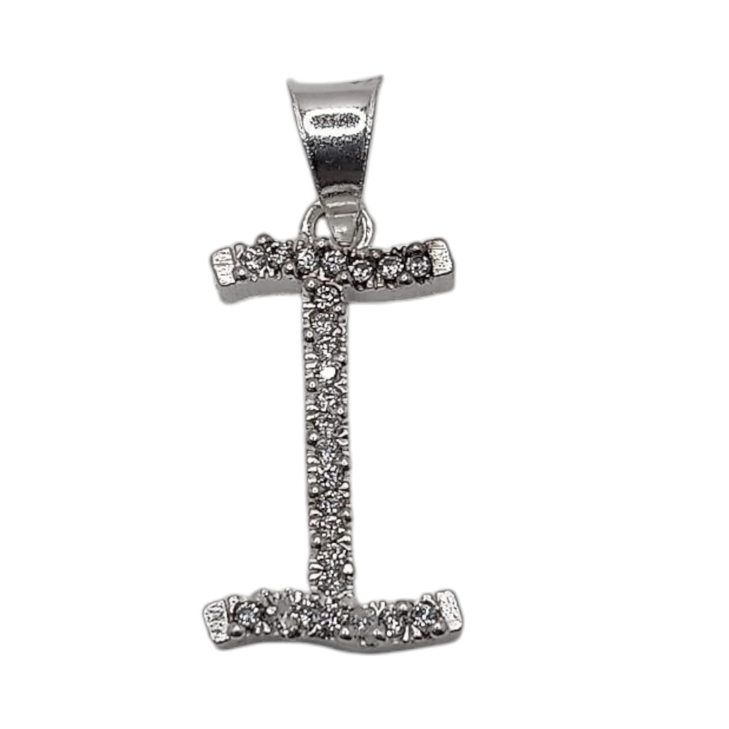 Dije letra I con circonias. 2 cm. de largo. PLATA .925