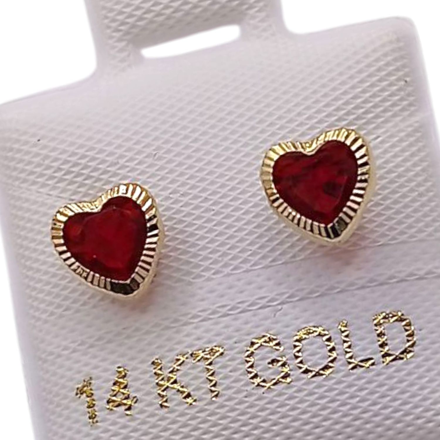 BROQUEL CORAZON BISELADO CZ ROJA , ORO 14K