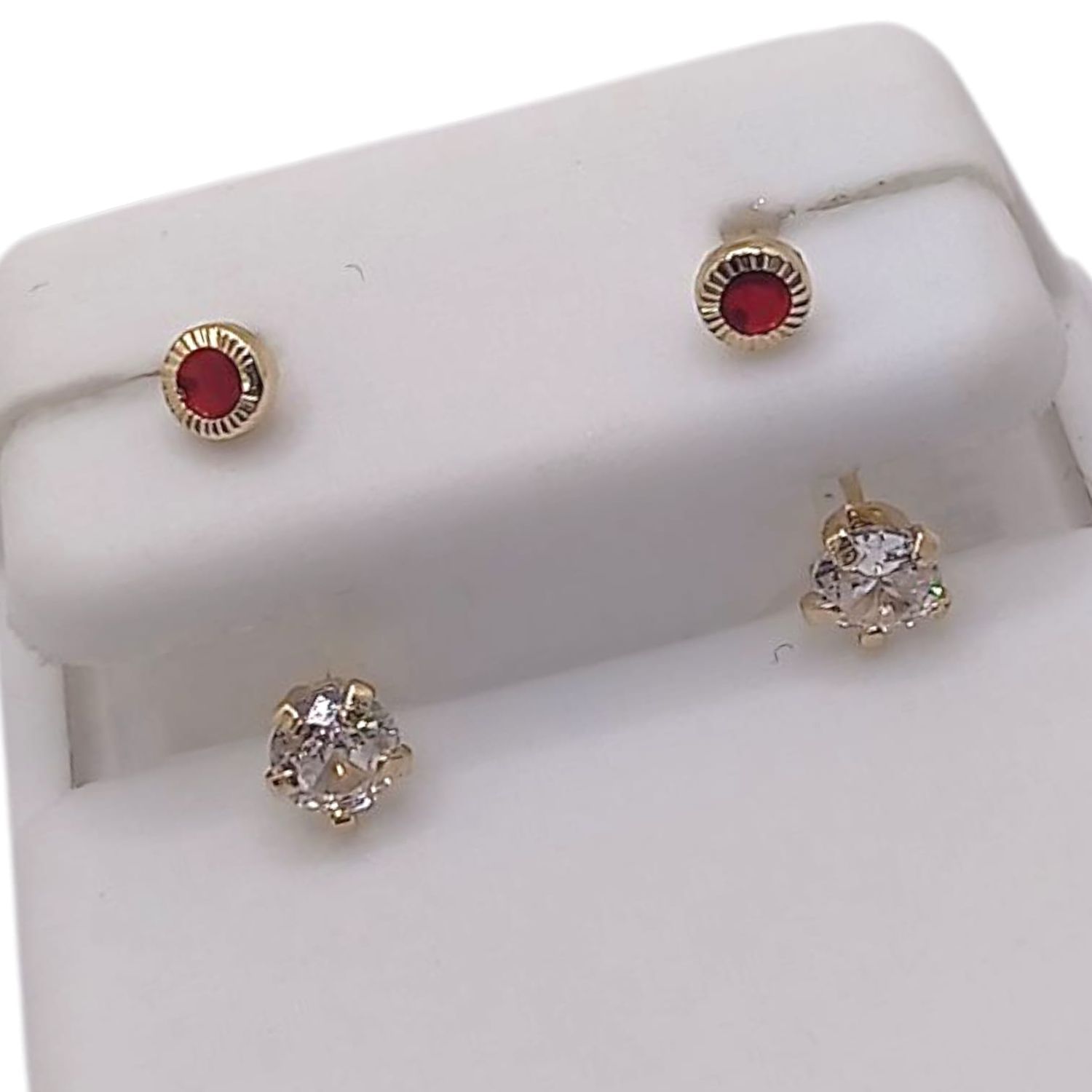 BROQUEL CURVO CZ ROJA Y BCA, ORO 14K