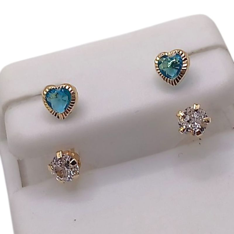 BROQUEL CURVO CORAZON CZ AZUL, ORO 14K