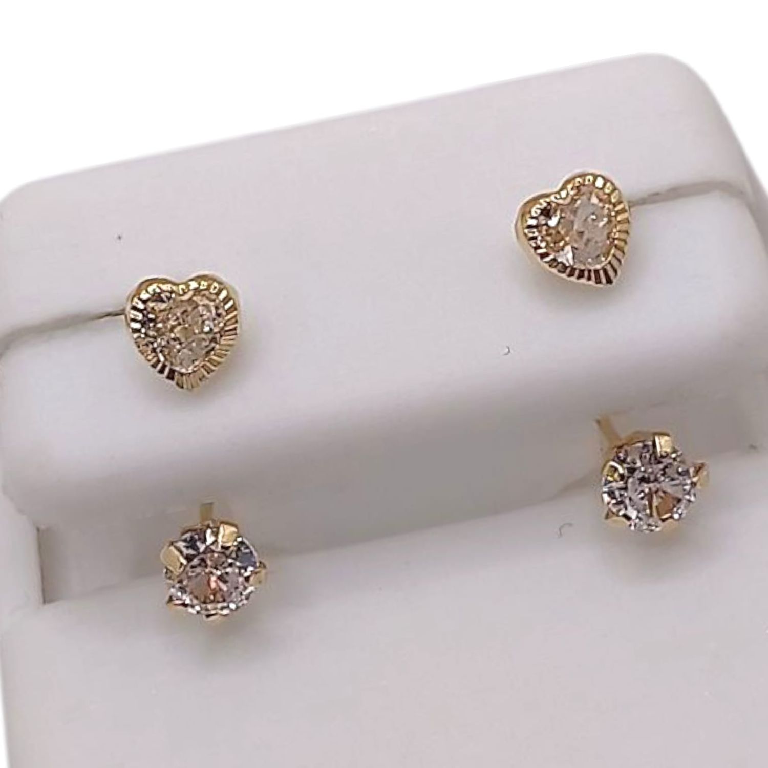 BROQUEL CURVO CORAZON CZ BCA, ORO 14K