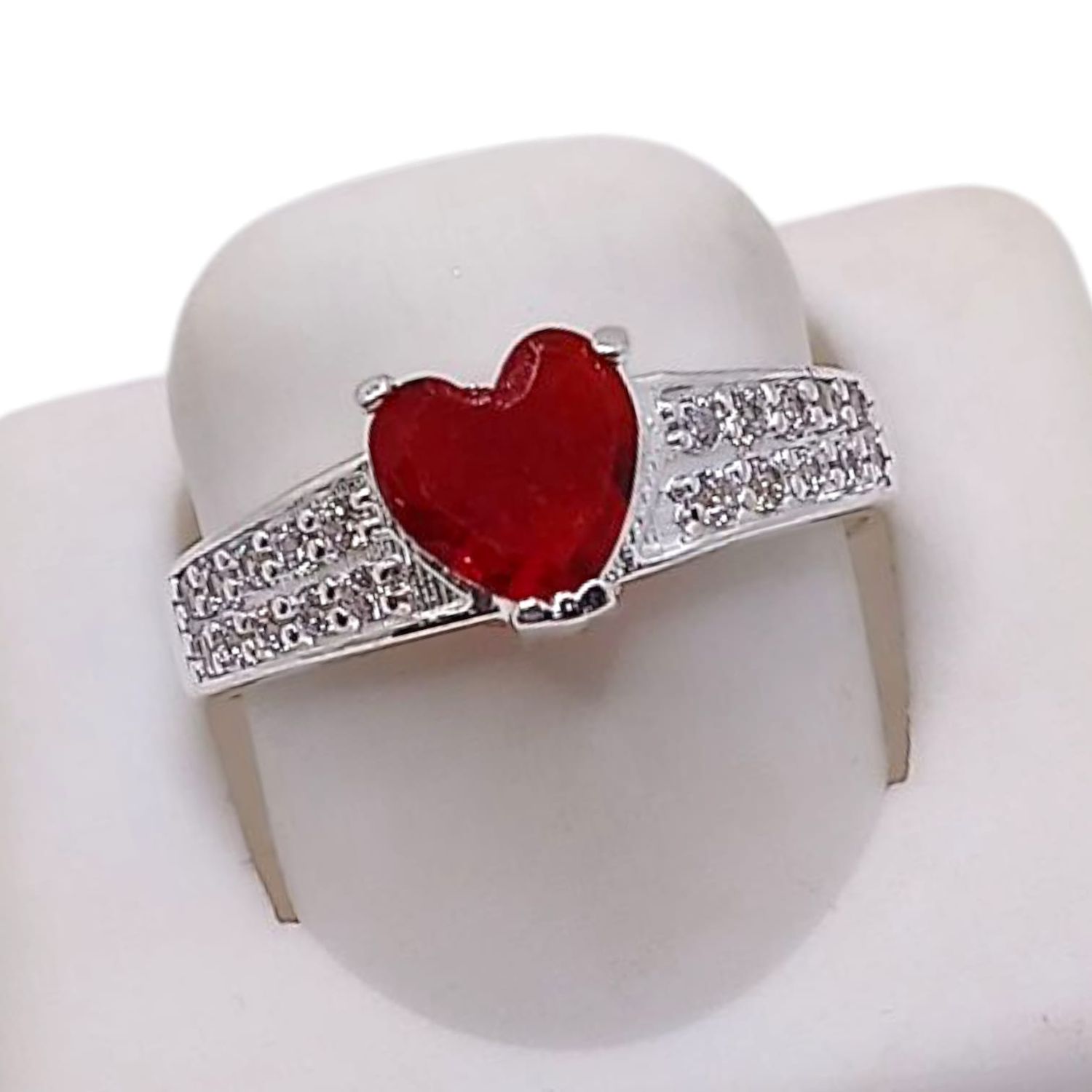 ANILLO CORAZON CZ ROJA VARIAS MEDIDAS, PLATA .925
